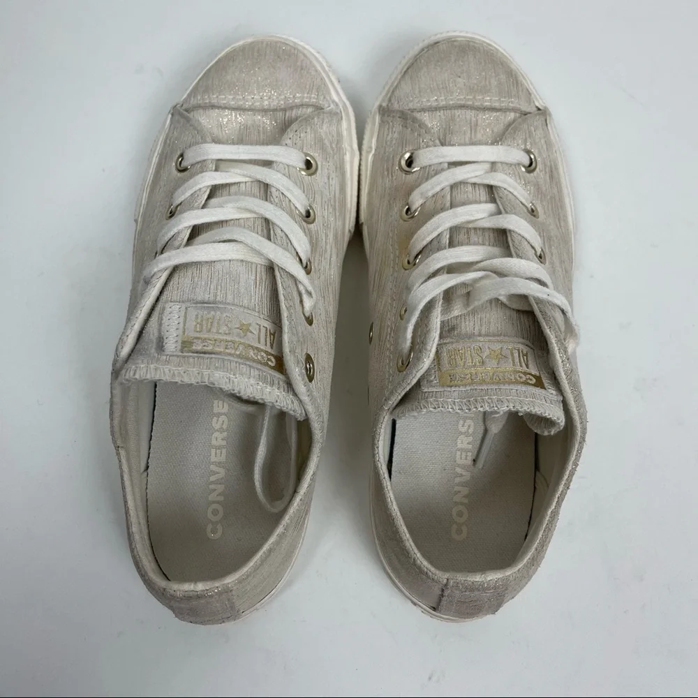 Converse Low Top Sneakers Size 3
